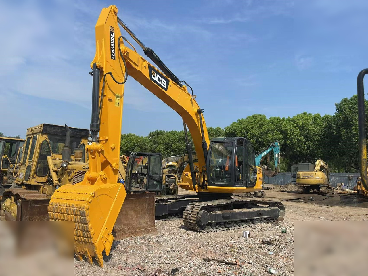 JCB JS220 LC - Crawler excavator: picture 2 JCB JS220 LC - Crawler excavator: picture 2