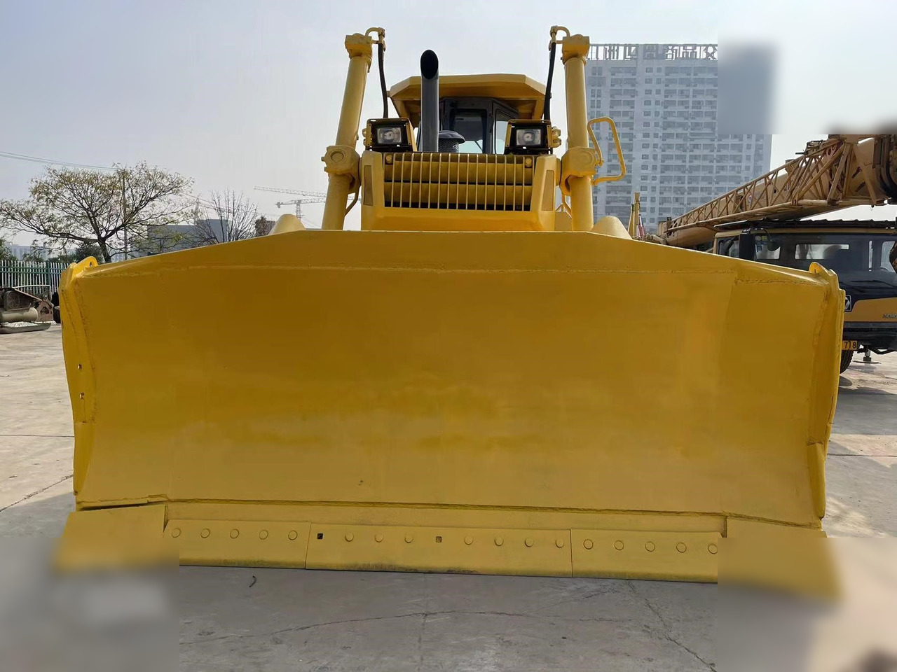 KOMATSU D155AX-3 - Bulldozer: picture 3 KOMATSU D155AX-3 - Bulldozer: picture 3