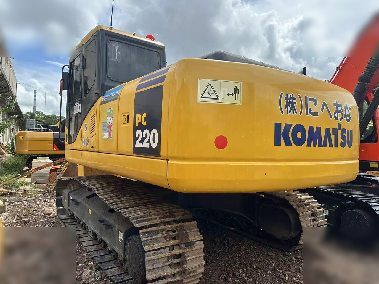 KOMATSU PC220-7 - Crawler excavator: picture 3 KOMATSU PC220-7 - Crawler excavator: picture 3