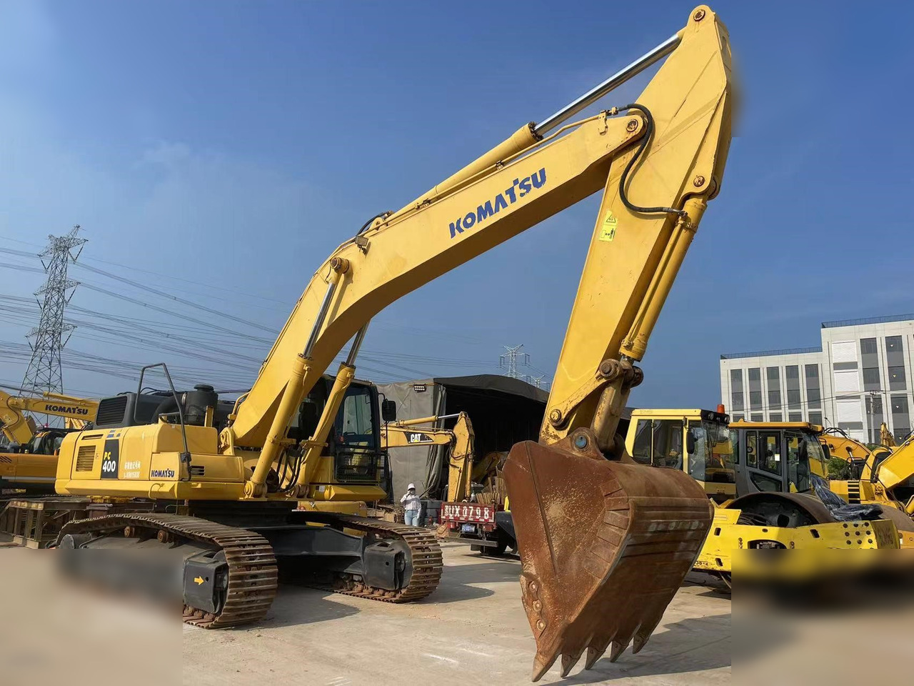 KOMATSU PC400-8R - Crawler excavator: picture 2 KOMATSU PC400-8R - Crawler excavator: picture 2