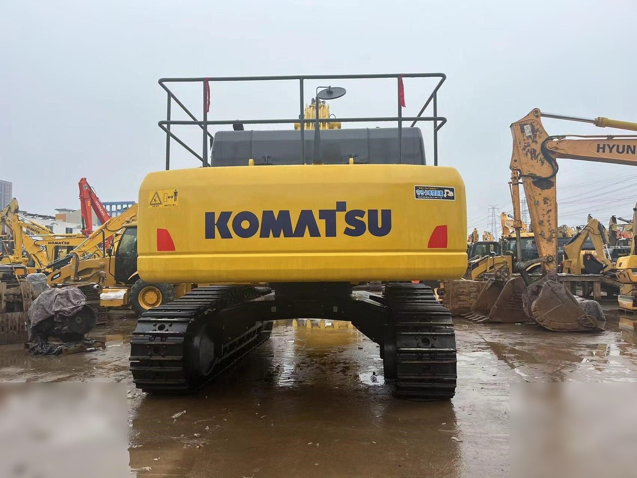 KOMATSU PC450-8 - Crawler excavator: picture 3 KOMATSU PC450-8 - Crawler excavator: picture 3
