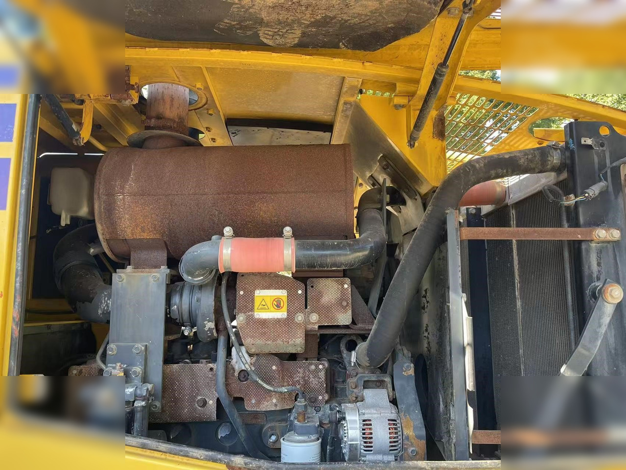 Wheel loader KOMATSU WA320-5: picture 8