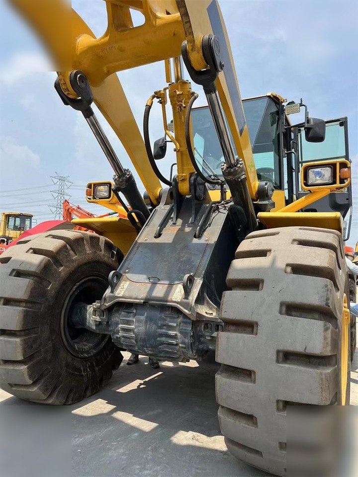 Wheel loader KOMATSU WA470-6: picture 9