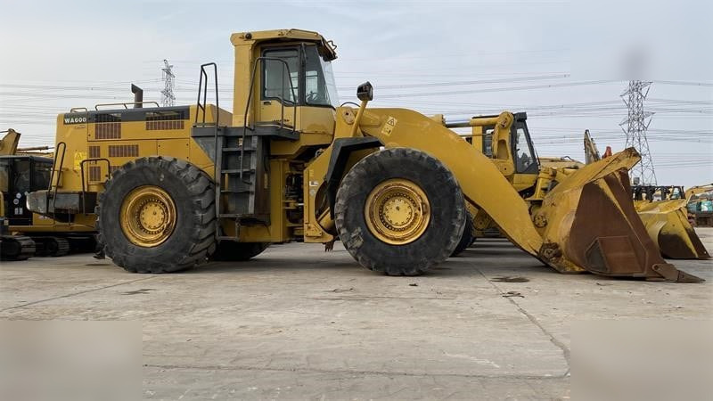 KOMATSU WA600-3 - Wheel loader: picture 2 KOMATSU WA600-3 - Wheel loader: picture 2