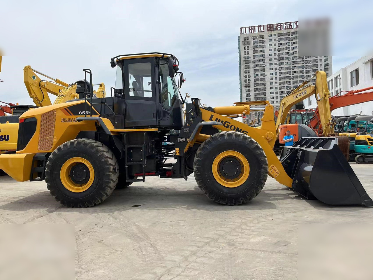 LIUGONG 856H - Wheel loader: picture 1 LIUGONG 856H - Wheel loader: picture 1