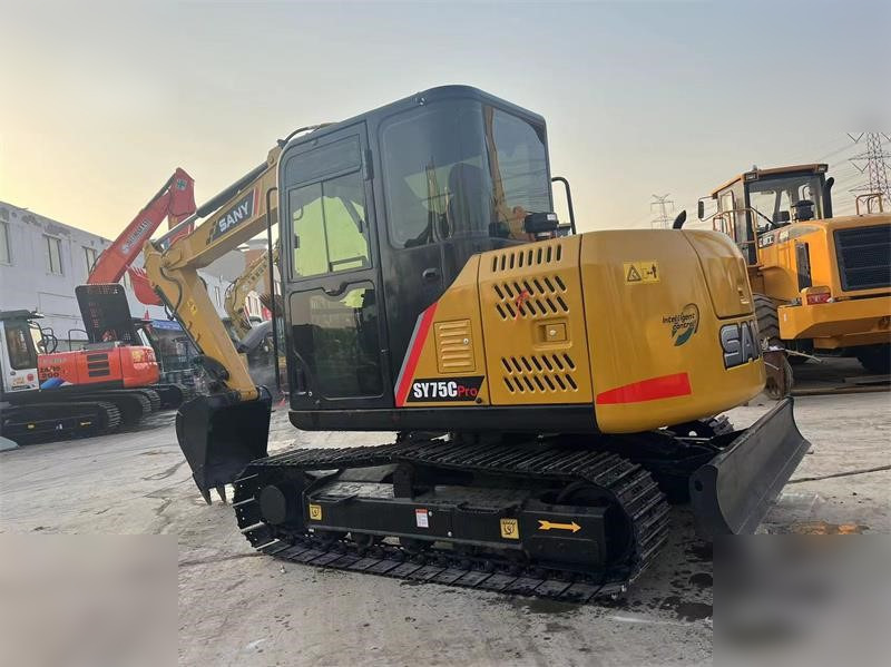 SANY SY75C - Crawler excavator: picture 2 SANY SY75C - Crawler excavator: picture 2