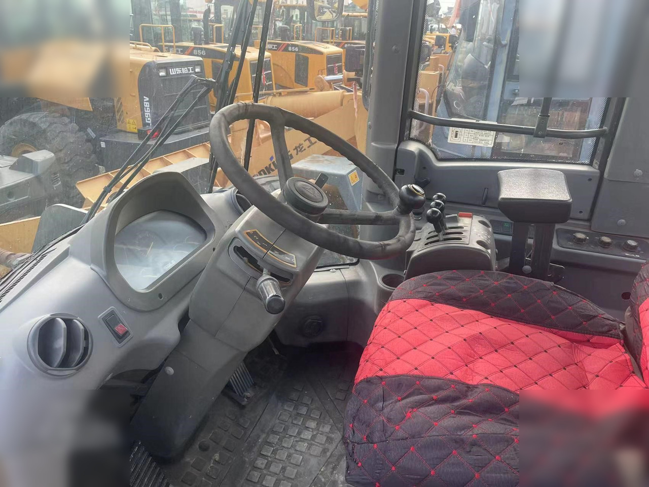 SDLG L955F - Wheel loader: picture 4 SDLG L955F - Wheel loader: picture 4