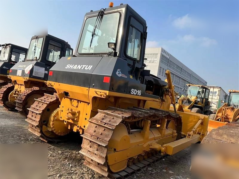 SHANTUI SD16 - Bulldozer: picture 5 SHANTUI SD16 - Bulldozer: picture 5