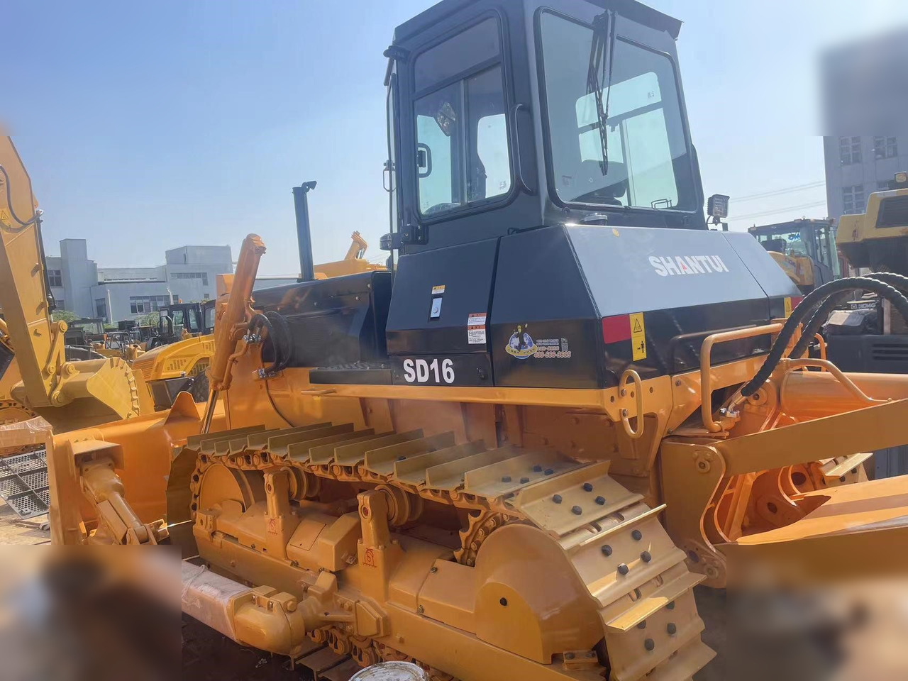 SHANTUI SD16 - Bulldozer: picture 3 SHANTUI SD16 - Bulldozer: picture 3
