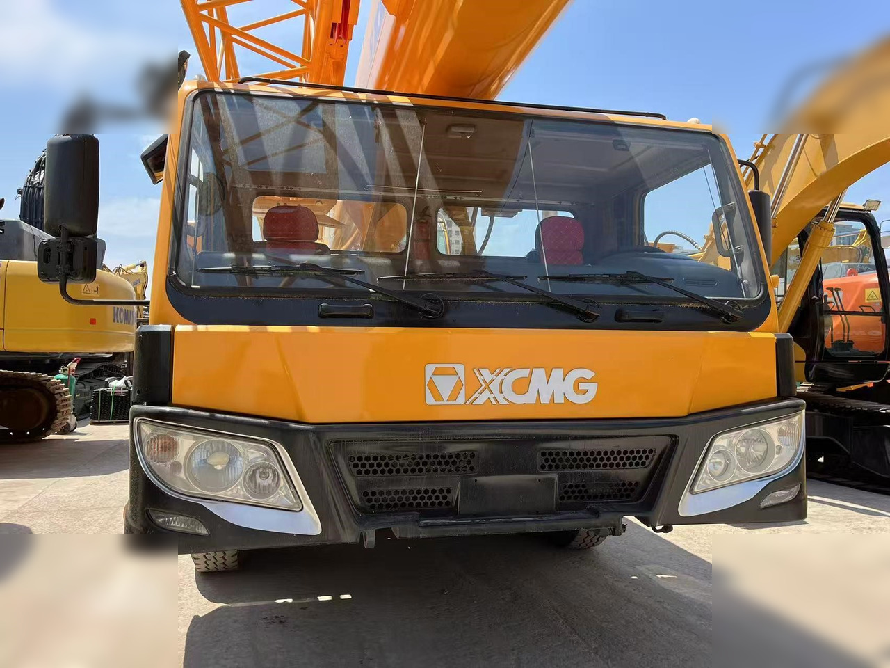 XCMG QY70K - All terrain crane: picture 4 XCMG QY70K - All terrain crane: picture 4