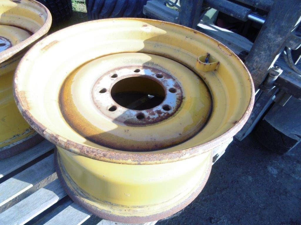 Fälgar 4 st CAT 910-IT 12 - Tire for Construction machinery: picture 1 Fälgar 4 st CAT 910-IT 12 - Tire for Construction machinery: picture 1