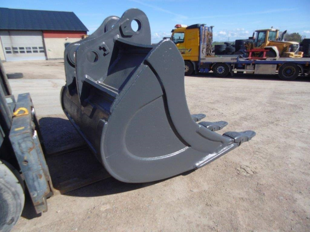 Skopa grävmaskin modell större B 2350 H 1800 D 20  - Bucket for Construction machinery: picture 2 Skopa grävmaskin modell större B 2350 H 1800 D 20  - Bucket for Construction machinery: picture 2