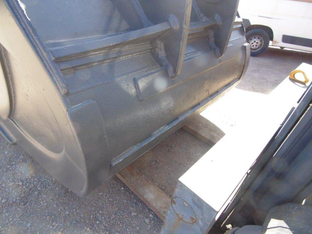 Skopa grävmaskin modell större B 2350 H 1800 D 20  - Bucket for Construction machinery: picture 4 Skopa grävmaskin modell större B 2350 H 1800 D 20  - Bucket for Construction machinery: picture 4