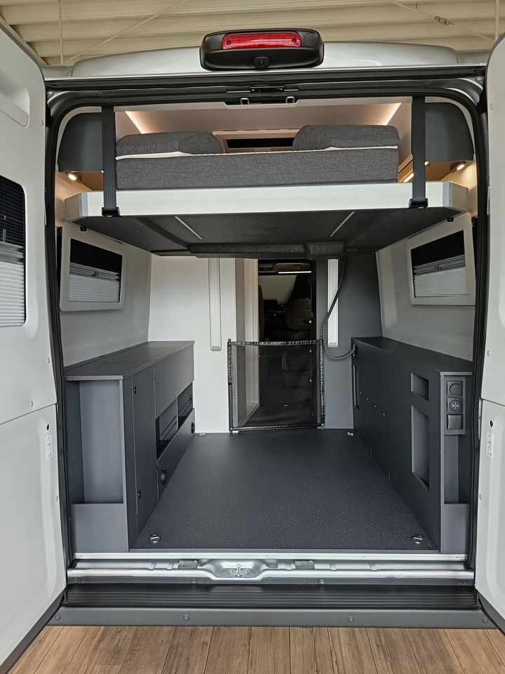 Adria Twin "60Y" 640 SGX 4,25MAXI*JUBILEE*AUFSTELLDACH on lease Adria Twin "60Y" 640 SGX 4,25MAXI*JUBILEE*AUFSTELLDACH: picture 8