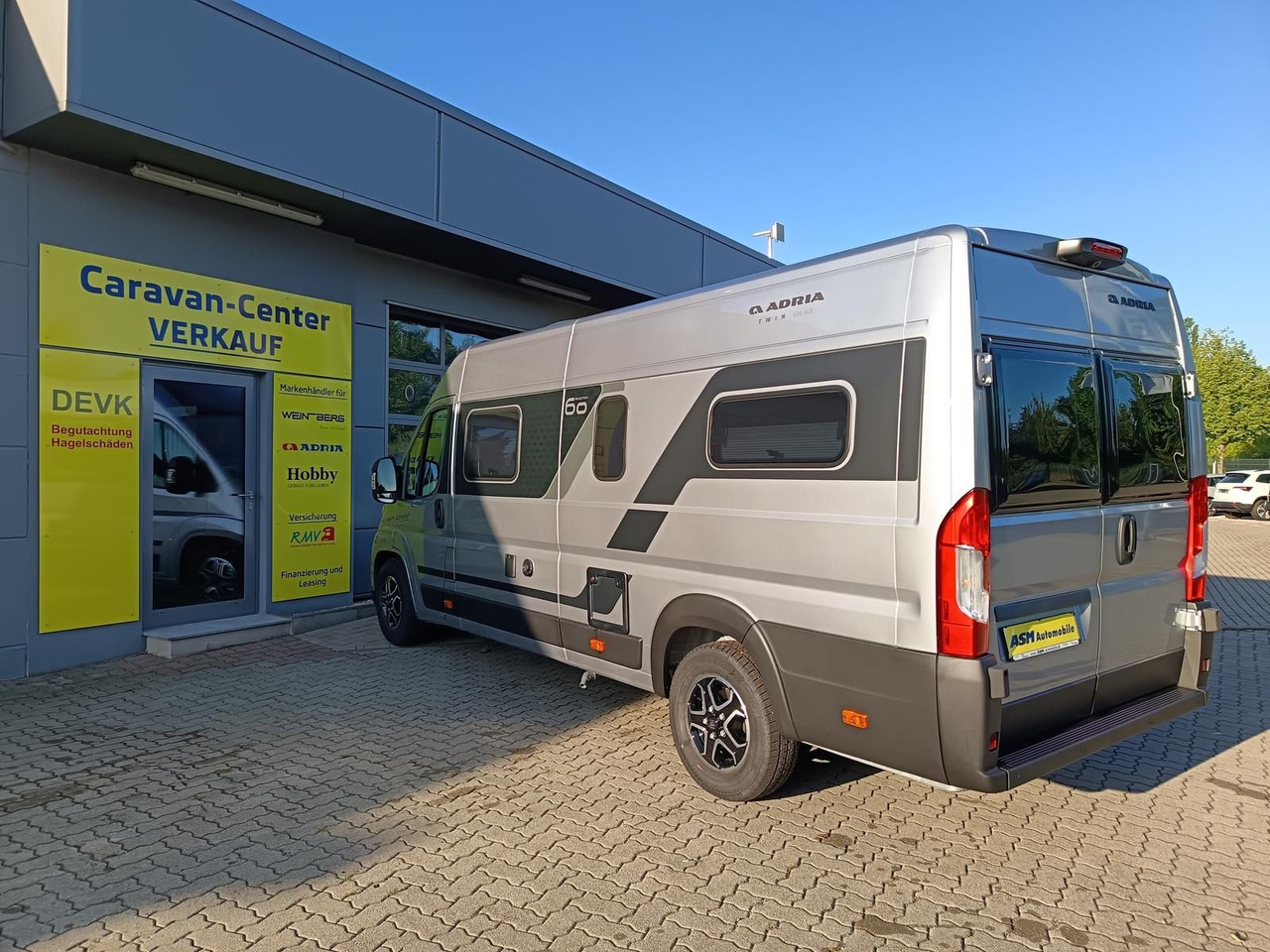 Adria Twin "60Y" 640 SLB*180 PS*4,25t MAXI*COMBI D 6E* - Camper van: picture 2 Adria Twin "60Y" 640 SLB*180 PS*4,25t MAXI*COMBI D 6E* - Camper van: picture 2