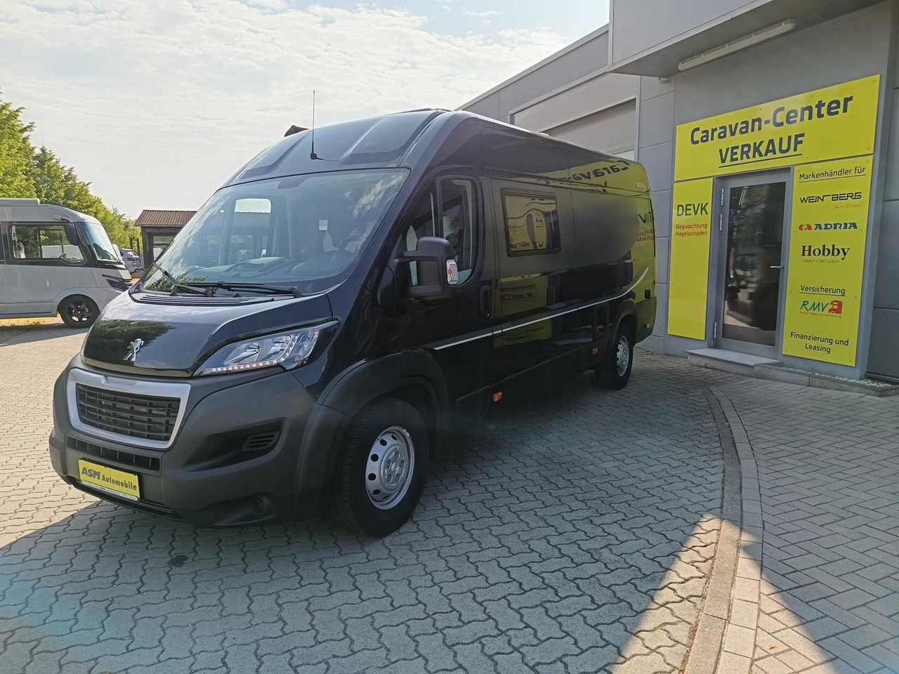 Bravia Swan 640*MARKISE*TV*SAT*FAHRRADTRÄGER*NAVI*SOLAR - Camper van: picture 3 Bravia Swan 640*MARKISE*TV*SAT*FAHRRADTRÄGER*NAVI*SOLAR - Camper van: picture 3