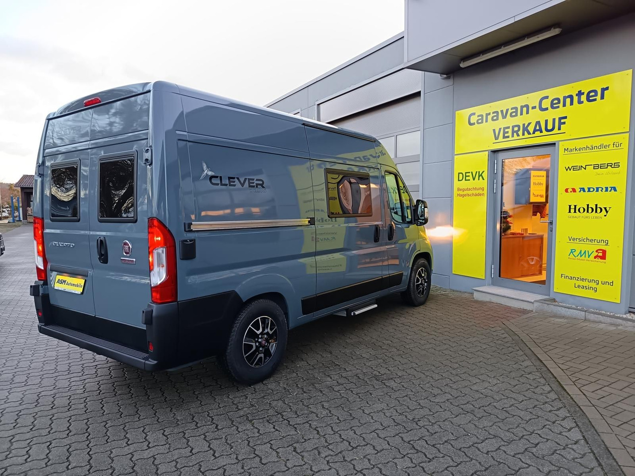 Clever Tour 540*BLACK EDITION*FINAL SALE RABATT*SOFORT* - Camper van: picture 5 Clever Tour 540*BLACK EDITION*FINAL SALE RABATT*SOFORT* - Camper van: picture 5