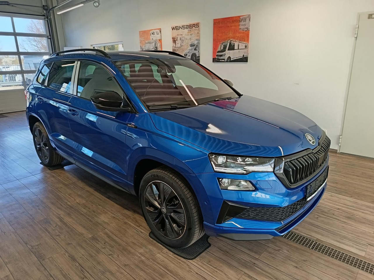 Skoda Karoq Sportline 1,5TSI DSG*AHK*360°*5J.GARANTIE* - SUV: picture 3 Skoda Karoq Sportline 1,5TSI DSG*AHK*360°*5J.GARANTIE* - SUV: picture 3