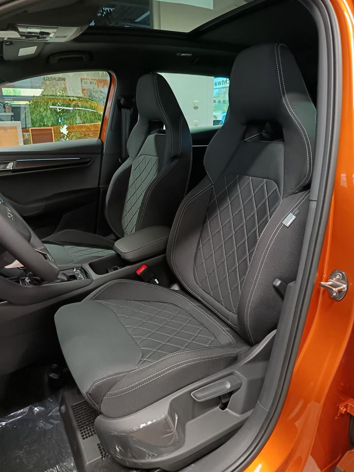 SUV Skoda Karoq Sportline 2,0 TDI DSG 4x4*AHK*PSD*STD.HZG*: picture 19