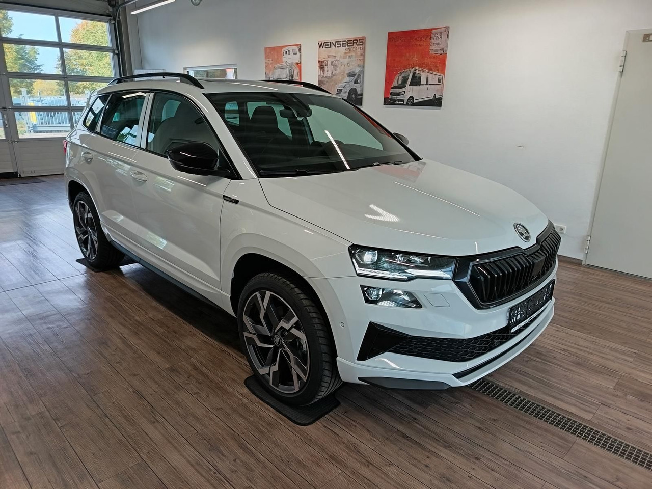 Skoda Karoq Sportline 2,0 TDI DSG 4x4*AHK*PSD*STD.HZG* - SUV: picture 3 Skoda Karoq Sportline 2,0 TDI DSG 4x4*AHK*PSD*STD.HZG* - SUV: picture 3