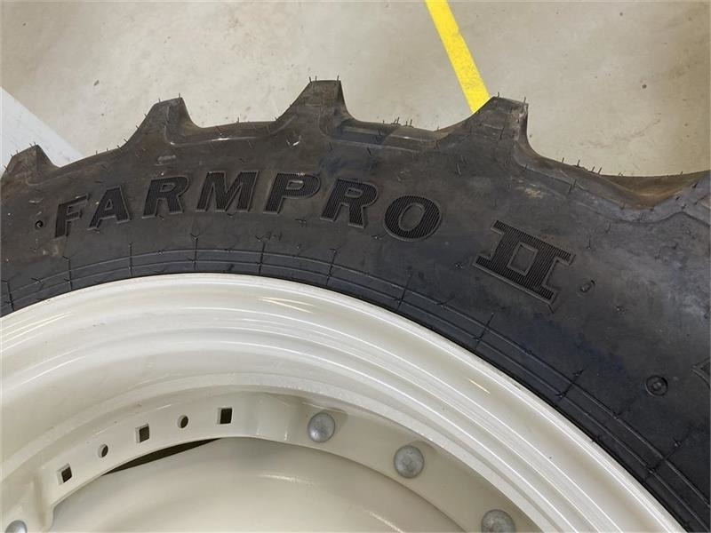 Alliance Farm Pro II 11.2R24 - 280/85R24 - Tire for Agricultural machinery: picture 4 Alliance Farm Pro II 11.2R24 - 280/85R24 - Tire for Agricultural machinery: picture 4