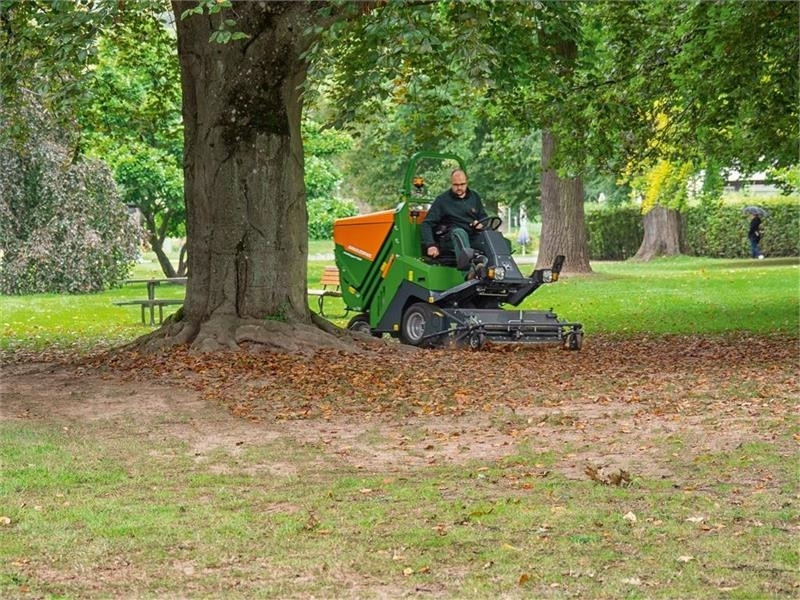 Amazone Profihopper 4WDi 1250 Smartline - Garden mower: picture 3 Amazone Profihopper 4WDi 1250 Smartline - Garden mower: picture 3