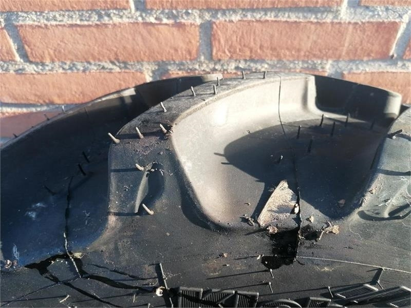 Kleber 300/70R20 - Tire for Municipal/ Special vehicle: picture 2 Kleber 300/70R20 - Tire for Municipal/ Special vehicle: picture 2