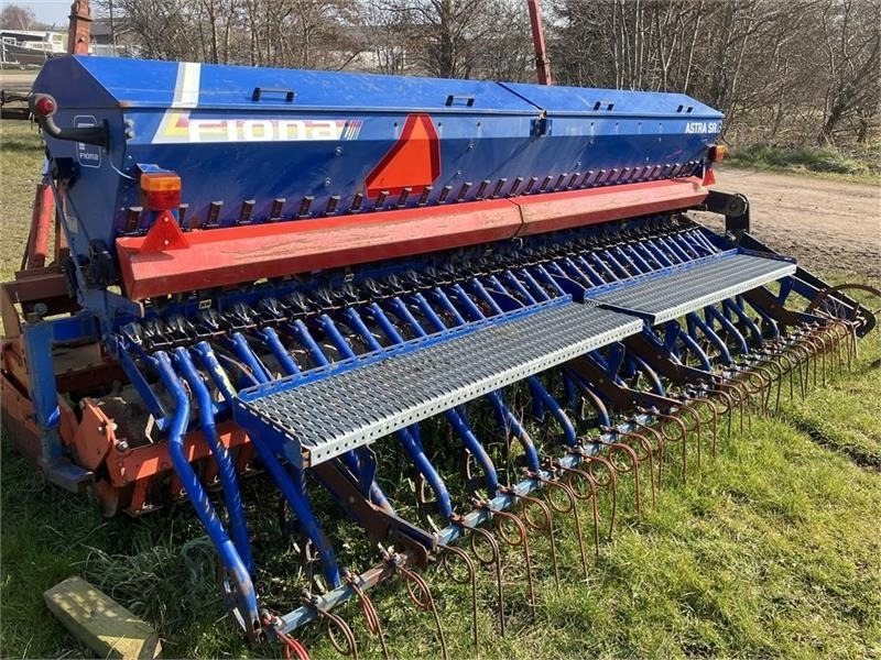 Kuhn HR 4002 Med Fiona Astra SR - Combine seed drill: picture 4 Kuhn HR 4002 Med Fiona Astra SR - Combine seed drill: picture 4
