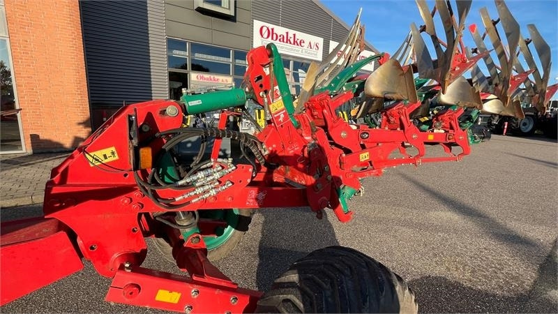 Kverneland PW100 Variomat 8 furet Krop 30 - Plow: picture 5 Kverneland PW100 Variomat 8 furet Krop 30 - Plow: picture 5