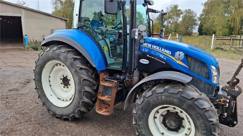 New Holland T5.115 EC  - Farm tractor: picture 2 New Holland T5.115 EC  - Farm tractor: picture 2