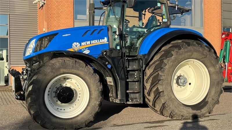 New Holland T7.315 HD AutoComand - Farm tractor: picture 1 New Holland T7.315 HD AutoComand - Farm tractor: picture 1