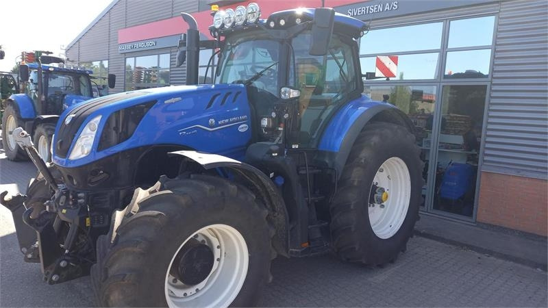 New Holland T7.315 HD - Farm tractor: picture 1 New Holland T7.315 HD - Farm tractor: picture 1