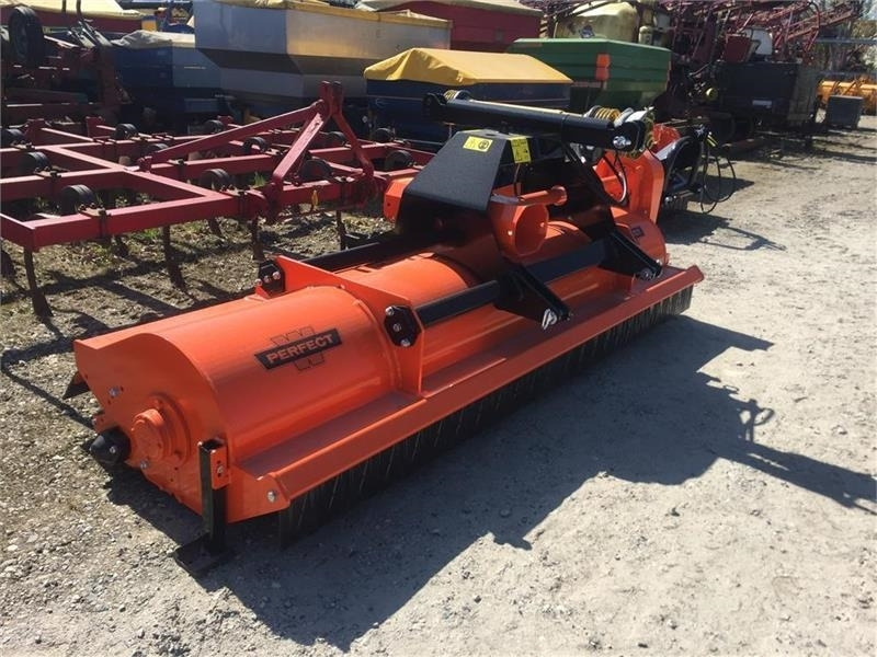 Perfect KM-300 Front og Bagmontering - Mower: picture 1 Perfect KM-300 Front og Bagmontering - Mower: picture 1