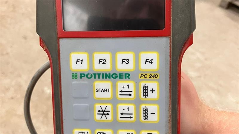 Seed drill Pöttinger Terrasem C6 Fertilizer: picture 19