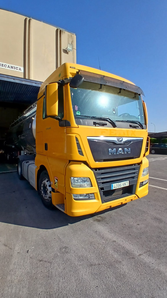 MAN TGX 460 - Tractor unit: picture 2 MAN TGX 460 - Tractor unit: picture 2
