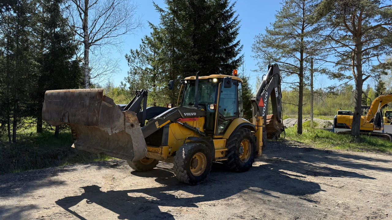 Volvo BL71B - Backhoe loader: picture 2 Volvo BL71B - Backhoe loader: picture 2
