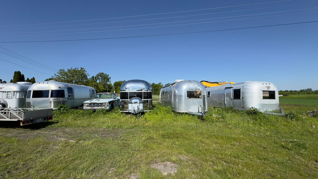 1992 Airstream Classic 1992 Airstream Classic – Fully Rebuilt Vintage Travel Trailer - Vending trailer: picture 2 1992 Airstream Classic 1992 Airstream Classic – Fully Rebuilt Vintage Travel Trailer - Vending trailer: picture 2