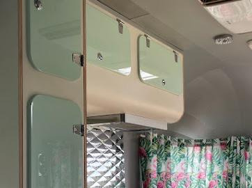 Camper 1968 Airstream Silver Streak 1968 Airstream Silver Streak – Fully Rebuilt Vintage Travel Trailer: picture 8