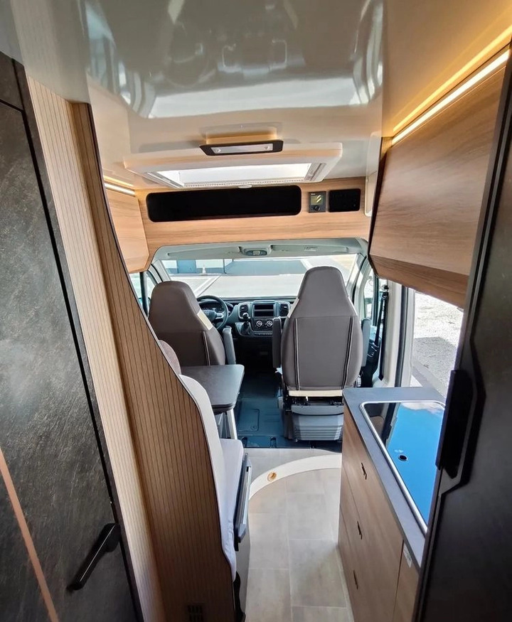 New Camper Fiat Ducato Rimor Horus 45 NEW AUTOMAT Grau Truma Diesel Lampen FULL LED 4-Sitzer: picture 19