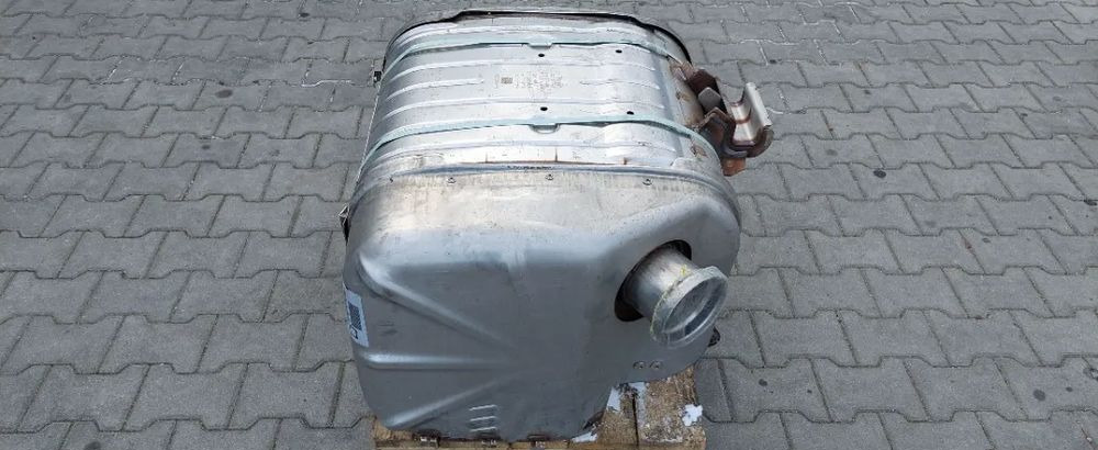 IVECO EUROCARGO EURO 6 KATALIZATOR TŁUMIK NOWY 5801833244 - Catalytic converter for Truck: picture 4 IVECO EUROCARGO EURO 6 KATALIZATOR TŁUMIK NOWY 5801833244 - Catalytic converter for Truck: picture 4