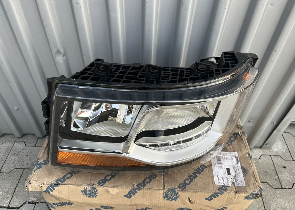 NOWA lampa Scania R S NGS NGR reflektor lewy H7 - Lights/ Lighting for Truck: picture 2 NOWA lampa Scania R S NGS NGR reflektor lewy H7 - Lights/ Lighting for Truck: picture 2