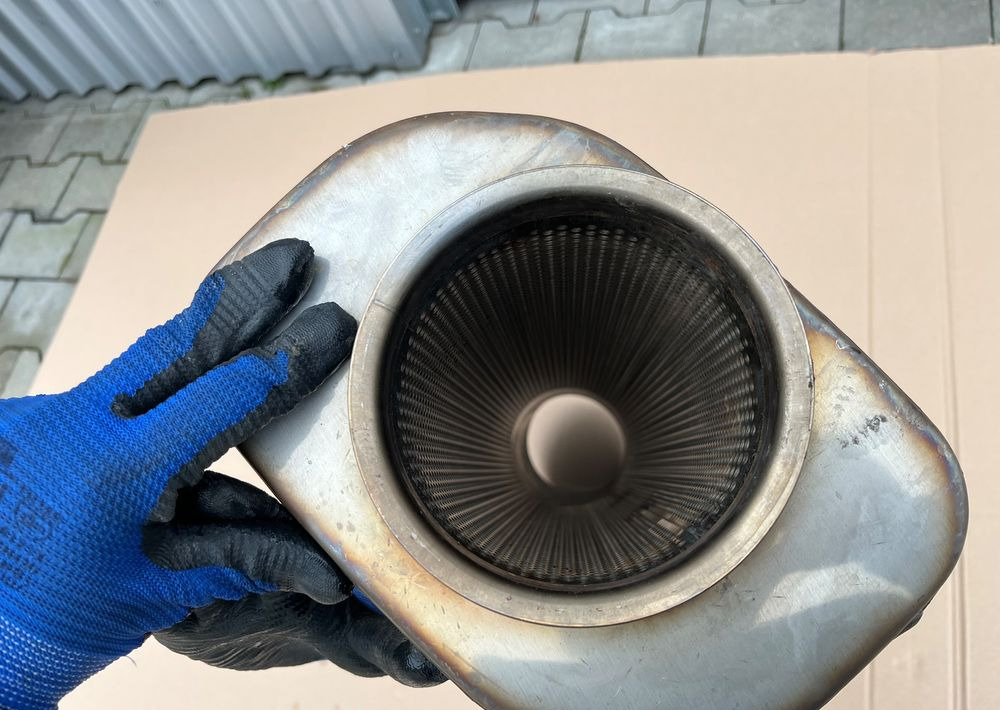 Tłumik końcowy Scania R S jak NOWY 2685028 - Exhaust system for Truck: picture 3 Tłumik końcowy Scania R S jak NOWY 2685028 - Exhaust system for Truck: picture 3