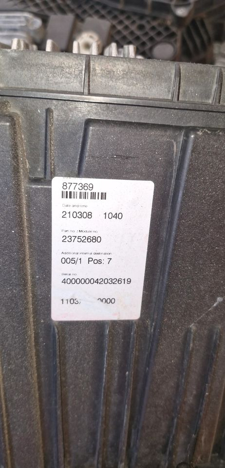 VOLVO FH5 LAMPA PRZEDNIA FULL LED 23752680 23752678 24056515 - Lights/ Lighting: picture 4 VOLVO FH5 LAMPA PRZEDNIA FULL LED 23752680 23752678 24056515 - Lights/ Lighting: picture 4