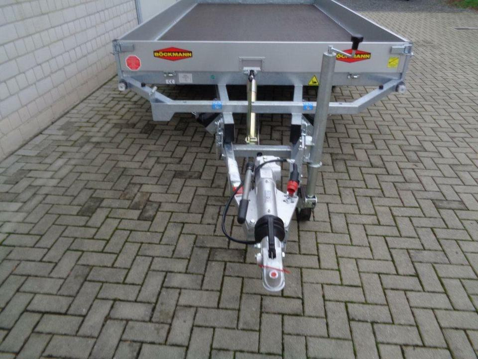 Böckmann PKW-Anhänger, Universaltransporter 3,5 to. - Dropside/ Flatbed trailer: picture 4 Böckmann PKW-Anhänger, Universaltransporter 3,5 to. - Dropside/ Flatbed trailer: picture 4