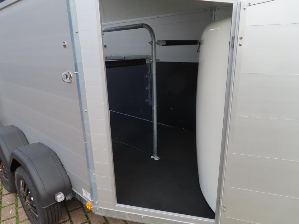 Böckmann Pferdeanhänger, Champion, Esprit, Sattelkammer, 100 km/h - Horse trailer: picture 4 Böckmann Pferdeanhänger, Champion, Esprit, Sattelkammer, 100 km/h - Horse trailer: picture 4