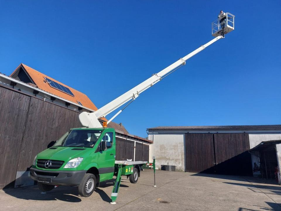 Mercedes Wumag Arbeitsbühne Hubsteiger Hebebühne 3,5t 22m - Truck mounted aerial platform: picture 1 Mercedes Wumag Arbeitsbühne Hubsteiger Hebebühne 3,5t 22m - Truck mounted aerial platform: picture 1