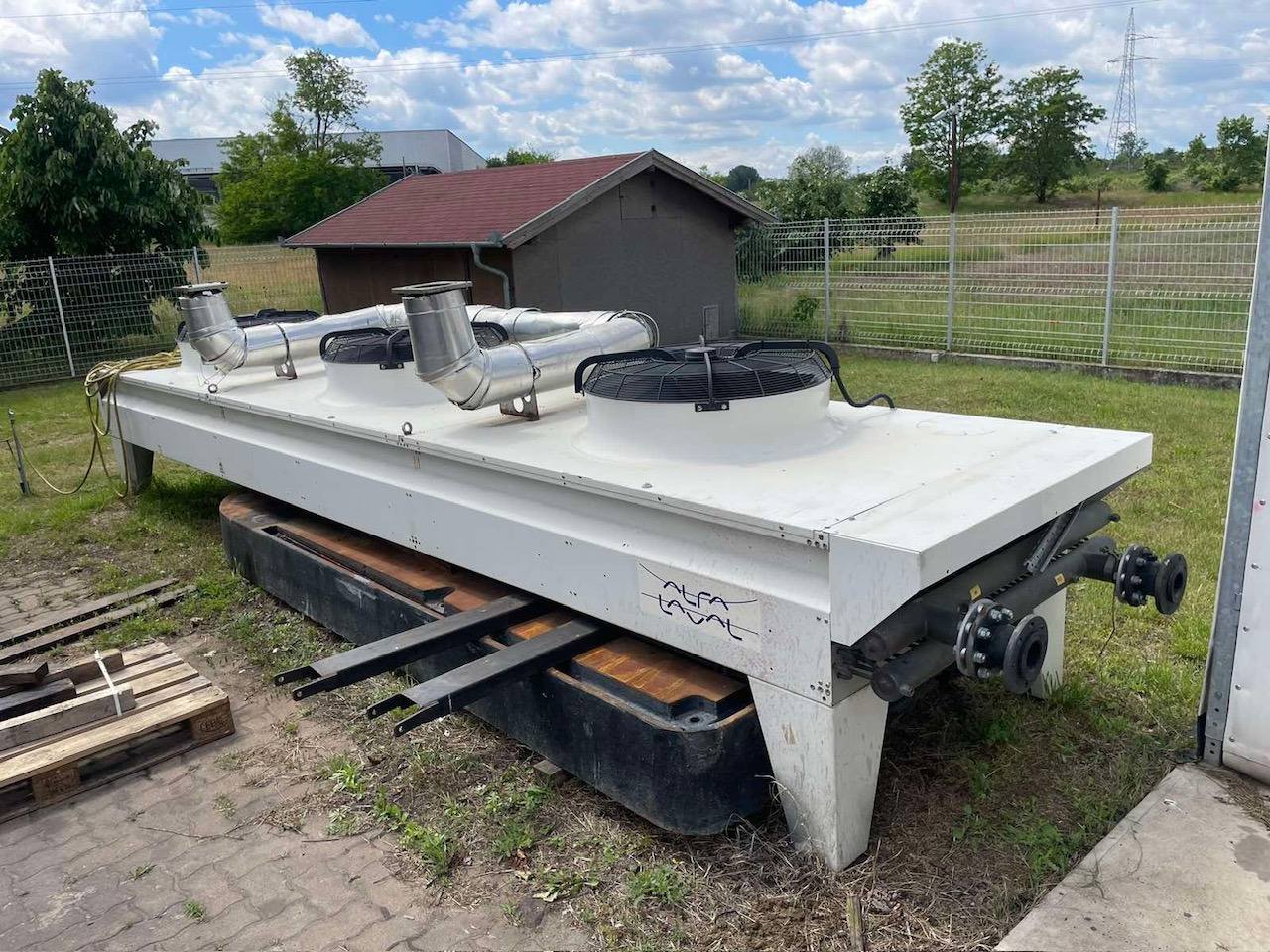 Alfa Laval SPA Italy Dry Cooler BDM903D36 CR - Refrigerator unit for Tool/ Equipment: picture 1 Alfa Laval SPA Italy Dry Cooler BDM903D36 CR - Refrigerator unit for Tool/ Equipment: picture 1