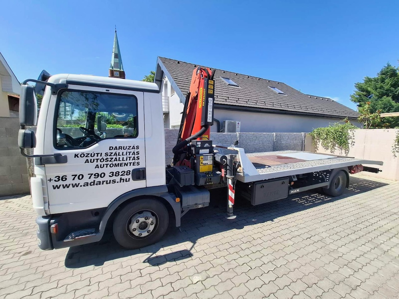 MAN TGL 12.250 4x2 BL - Autotransporter truck, Crane truck: picture 2 MAN TGL 12.250 4x2 BL - Autotransporter truck, Crane truck: picture 2