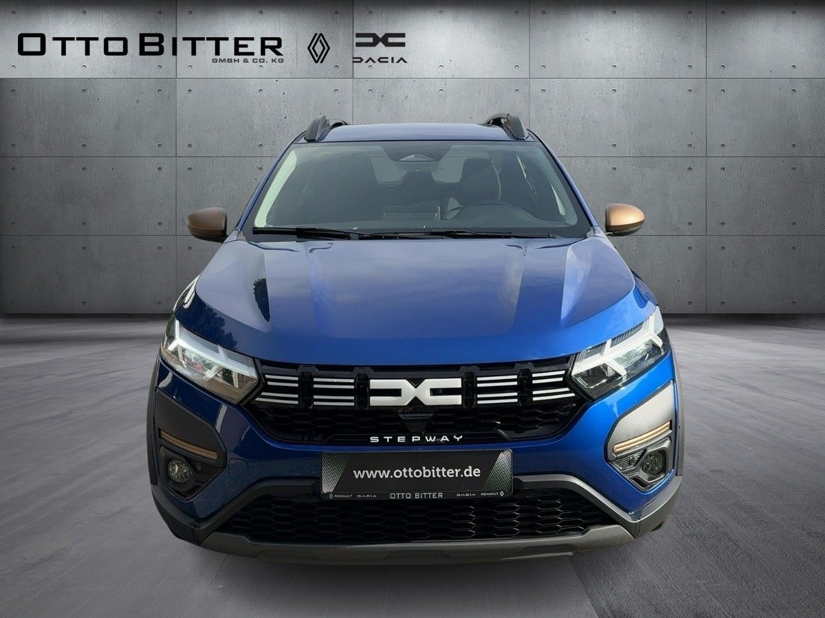 Sedan Dacia Sandero Stepway Extreme TCe110 CITY-PAKET/NAVI: picture 6