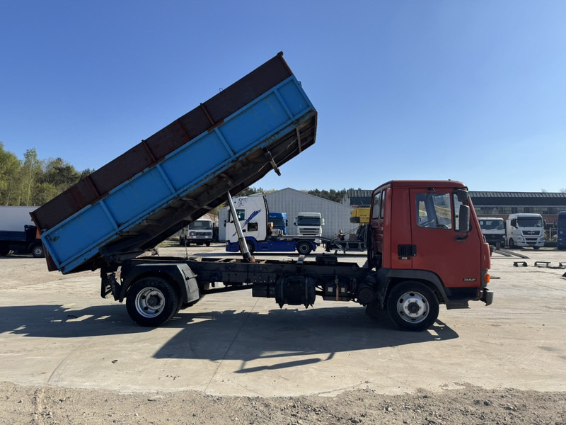 DAF 45 ATI 160 (FULL STEEL SUSPENSION / MANUAL PUMP / EURO 2) - Tipper: picture 4 DAF 45 ATI 160 (FULL STEEL SUSPENSION / MANUAL PUMP / EURO 2) - Tipper: picture 4